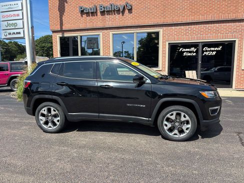 Used 2021 Jeep Compass Limited w/ Sun and Sound Group AWD/4WD image 28