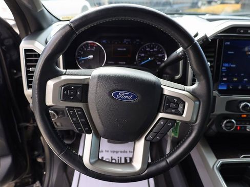 Used 2022 Ford F350 Lariat w/ Black Appearance Package image 13