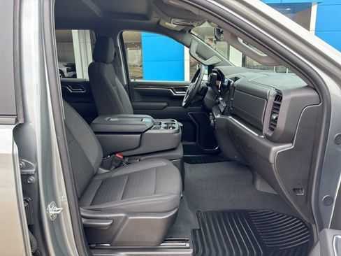 Used 2025 Chevrolet Silverado 1500 LT image 21