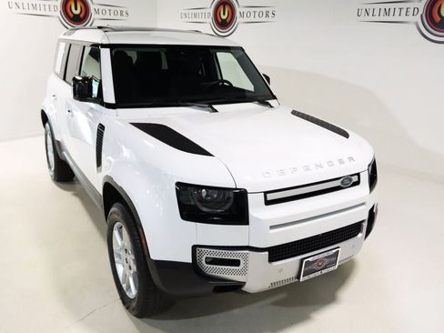 Used 2025 Land Rover Defender 110 S AWD/4WD image 22