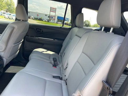 Used 2023 Honda Passport EX-L image 8
