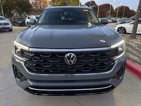 New 2025 Volkswagen Atlas SEL Premium R-Line image 10