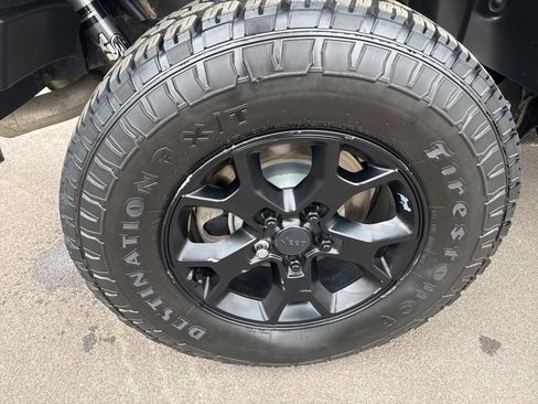 Used 2020 Jeep Wrangler Unlimited Sport image 30