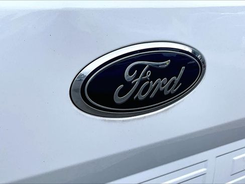 Used 2018 Ford F150 XLT w/ Equipment Group 302A Luxury image 30