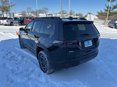New 2026 Jeep Cherokee Limited image 23