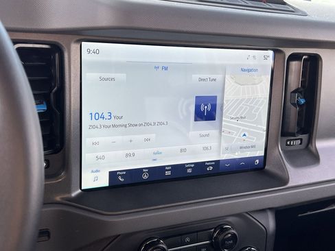 Used 2024 Ford Bronco Black Diamond image 18