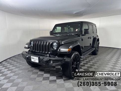 Used 2021 Jeep Wrangler Unlimited Sahara AWD/4WD image 1