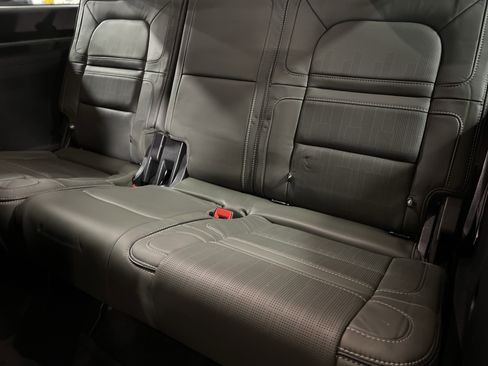 Used 2022 Lincoln Navigator Black Label image 12
