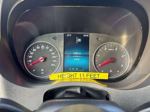 Used 2022 Mercedes-Benz Sprinter 4500 image 29