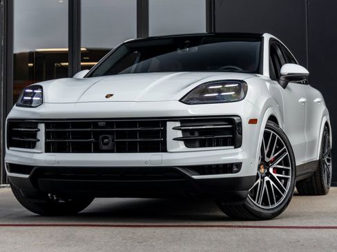 New 2026 Porsche Cayenne S image 1