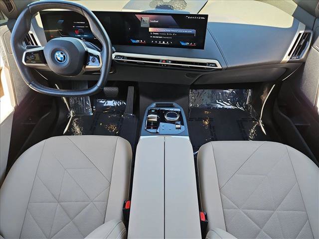 Certified 2024 BMW iX xDrive50 w/ Sport Package AWD/4WD image 18
