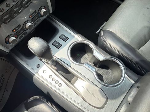 Used 2020 Nissan Pathfinder SL FWD image 20