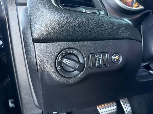 Used 2016 Dodge Challenger R/T Scat Pack RWD image 18