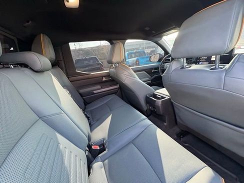 Used 2024 Toyota Tacoma Trailhunter image 20