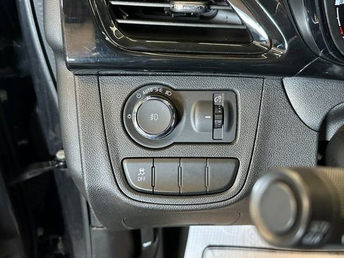 Used 2016 Chevrolet Spark LT image 17