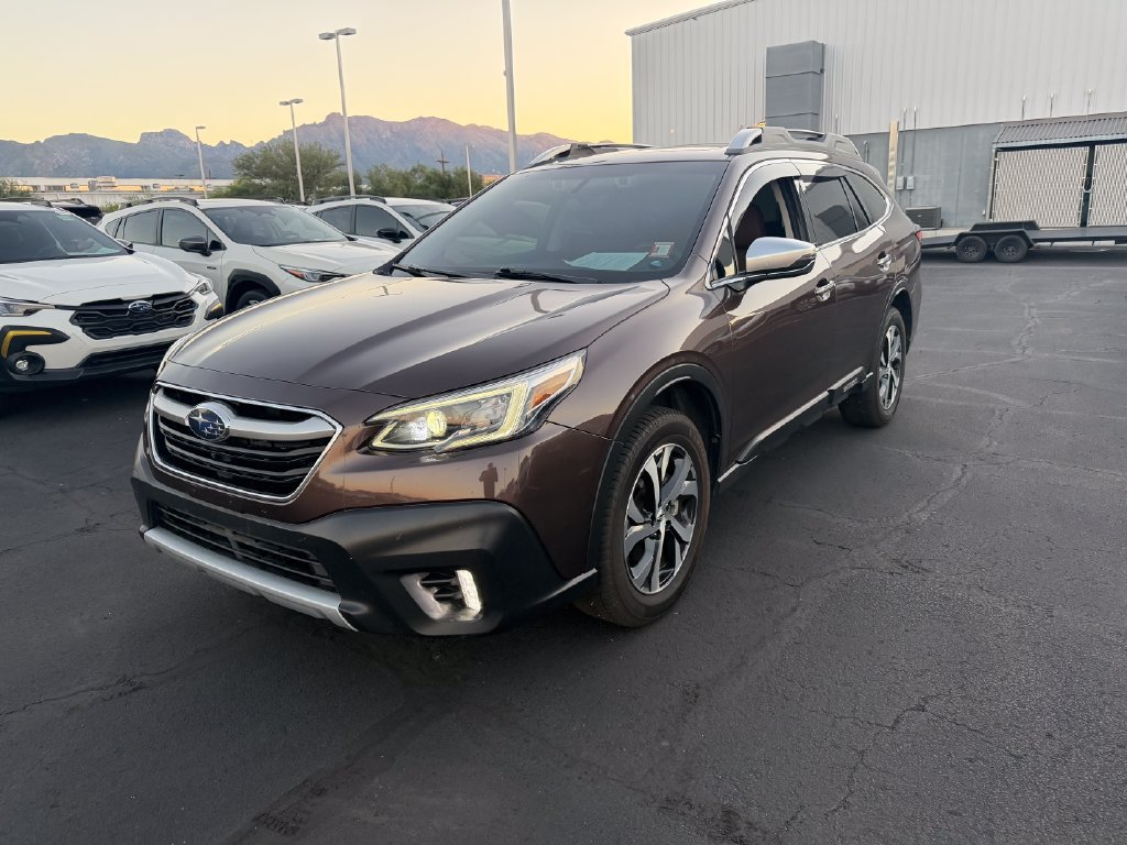 Used 2022 Subaru Outback Touring XT AWD/4WD image 3