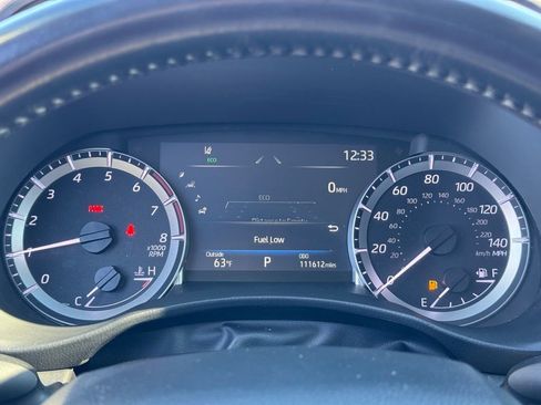 Used 2023 Toyota Highlander XLE image 33