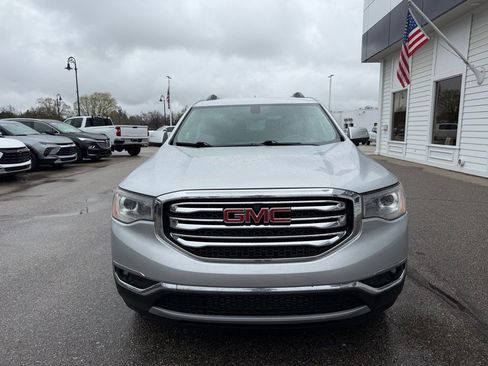 Used 2019 GMC Acadia SLE w/ Driver Alert Package I image 2