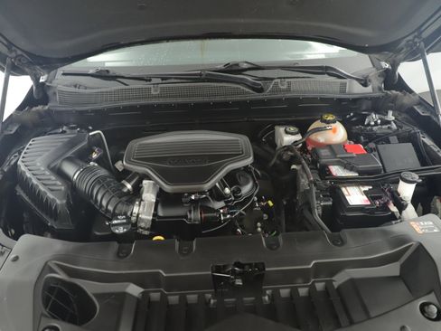 Used 2022 Chevrolet Blazer RS w/ Enhanced Convenience Package image 5