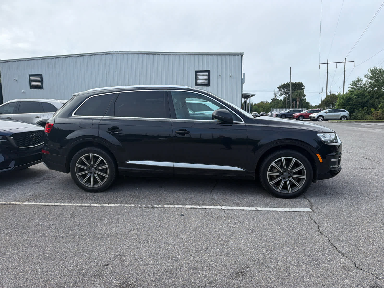 Used 2017 Audi Q7 3.0T Prestige AWD/4WD image 6