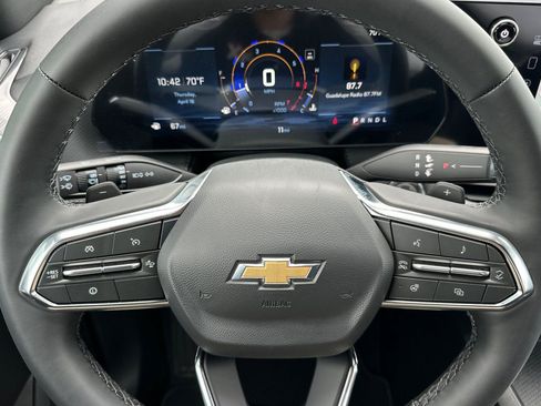 New 2026 Chevrolet Equinox LT w/ Safety and Technology Package FWD image 24
