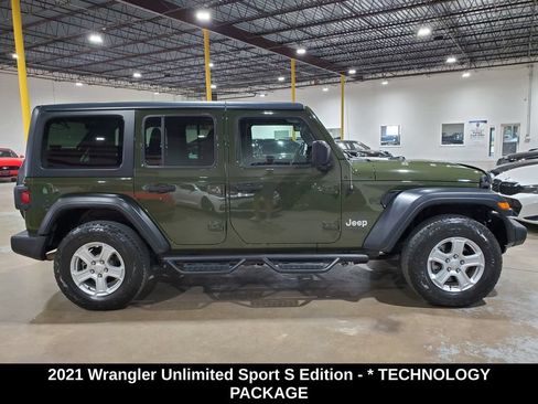 Used 2021 Jeep Wrangler Unlimited Sport AWD/4WD image 5