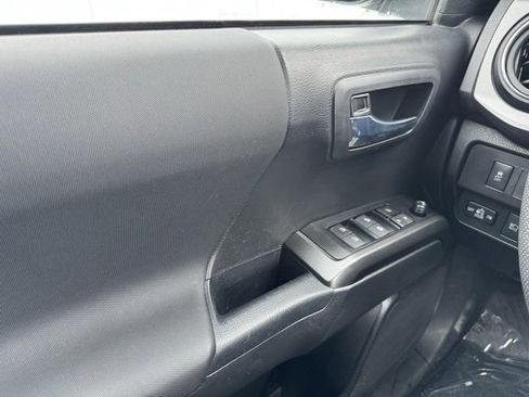 Certified 2023 Toyota Tacoma TRD Sport image 33