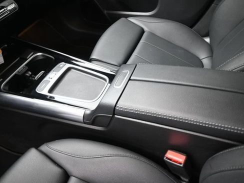 New 2025 Mercedes-Benz GLA 250 4MATIC image 31