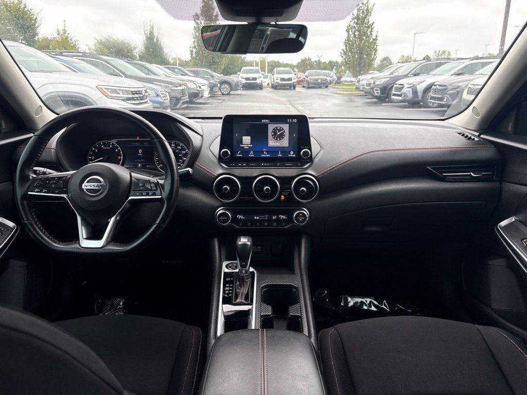 Used 2023 Nissan Sentra SR w/ Electronics Package FWD image 11