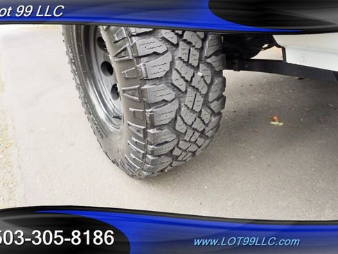 Used 2018 Jeep Wrangler Unlimited Sahara AWD/4WD image 4
