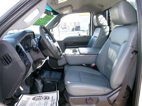 Used 2011 Ford F350 XL w/ Trailer Tow Pkg image 18