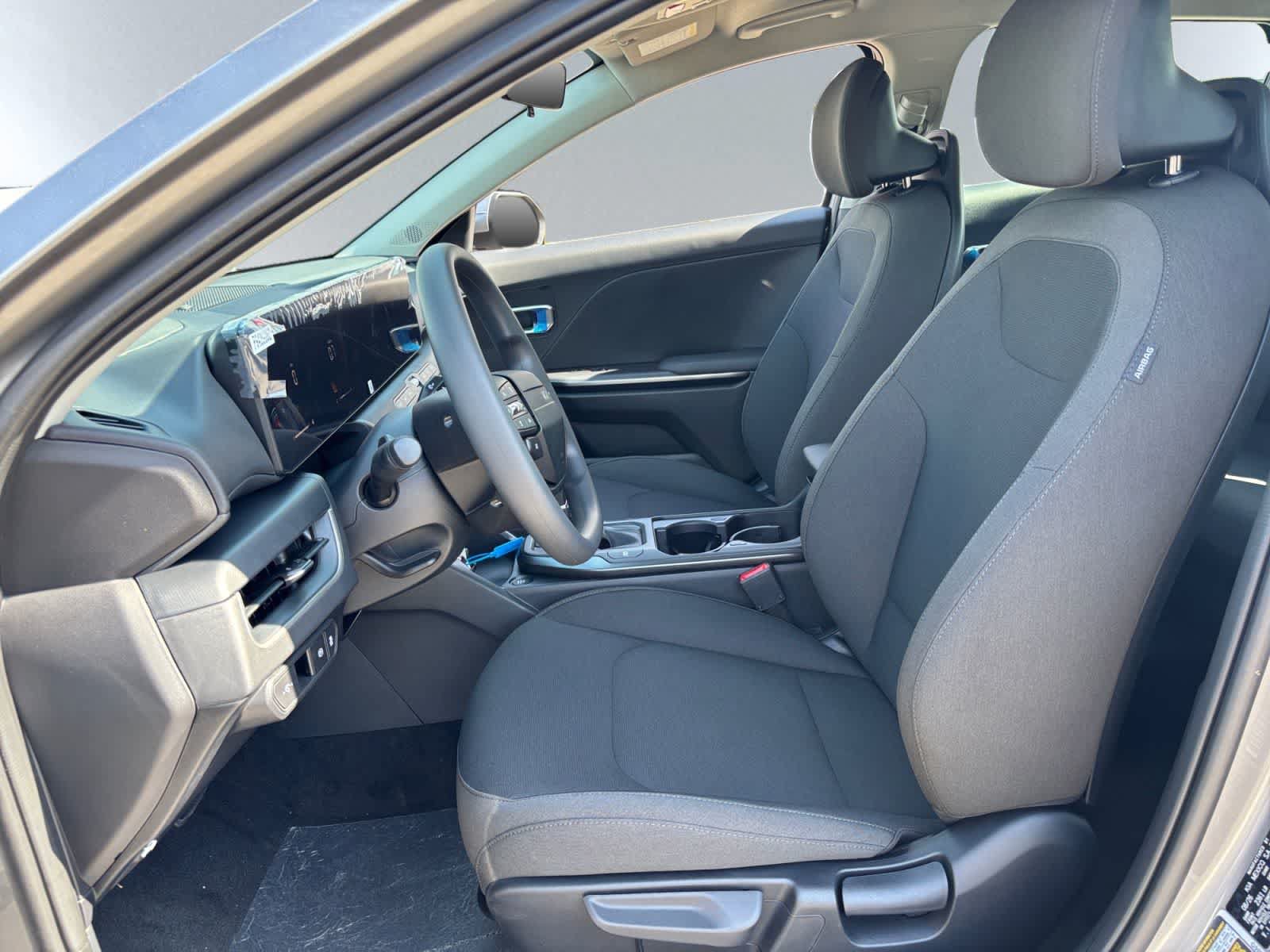 New 2026 Kia K4 FWD image 13