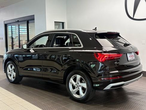 Used 2020 Audi Q3 2.0T Premium w/ Convenience Package AWD/4WD image 4