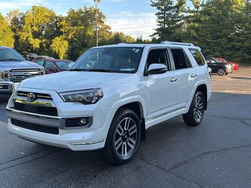 Used 2022 Toyota 4Runner Limited image 37
