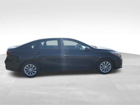 Used 2019 Kia Forte Sedan FWD image 2