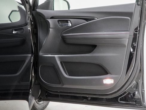 Used 2023 Honda Ridgeline Black Edition image 37