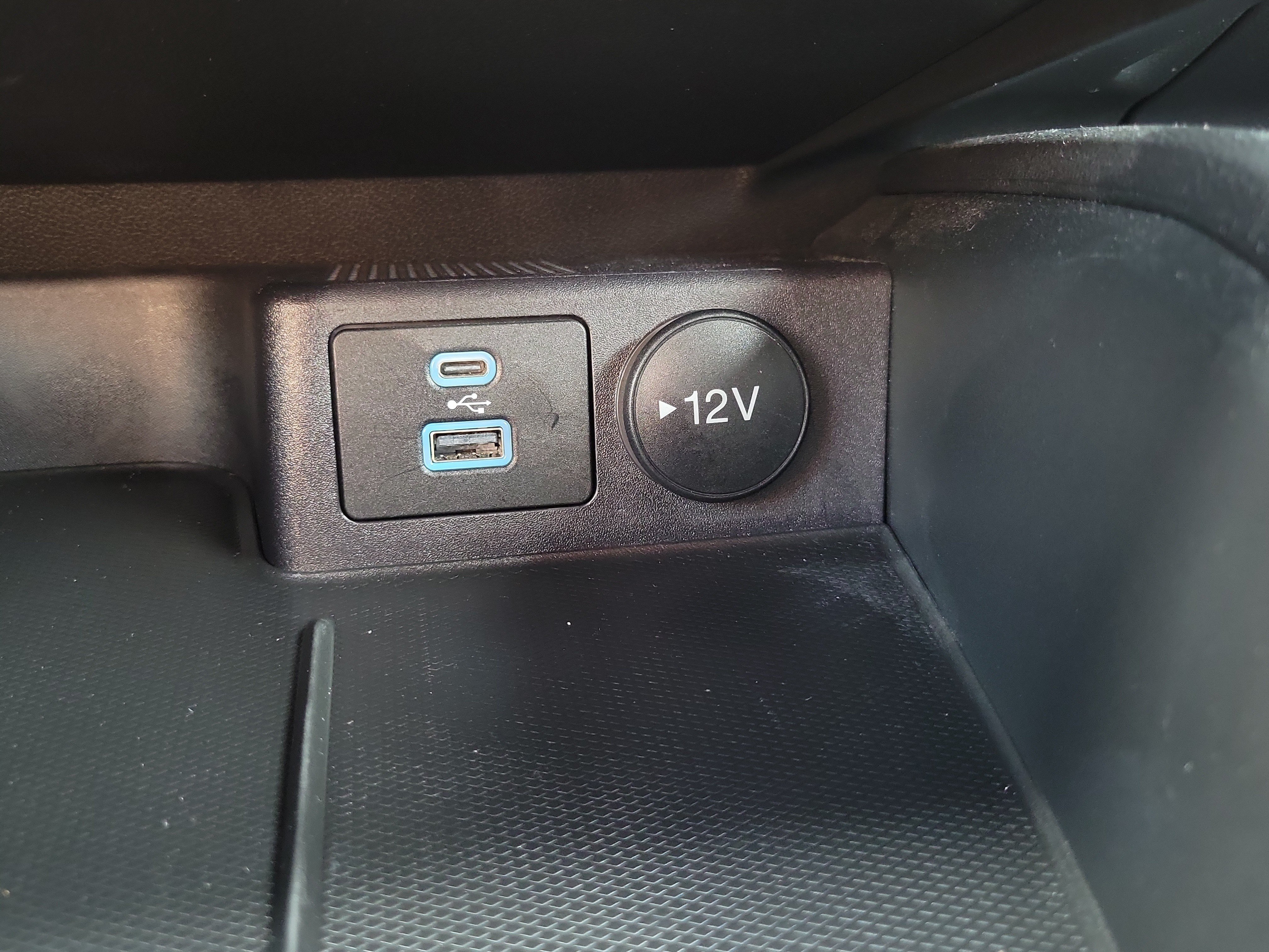 Certified 2023 Ford Escape ST-Line w/ Tech Pack #1 FWD image 25