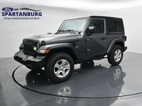 Used 2023 Jeep Wrangler Sport AWD/4WD image 3