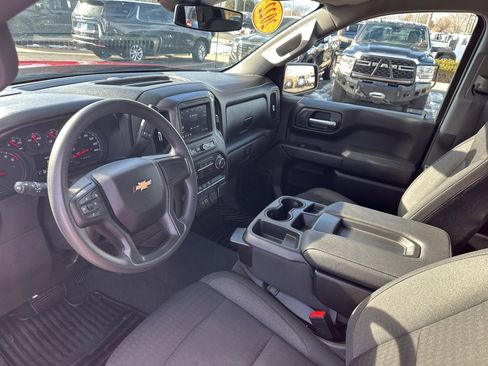 Used 2022 Chevrolet Silverado 1500 Custom image 12