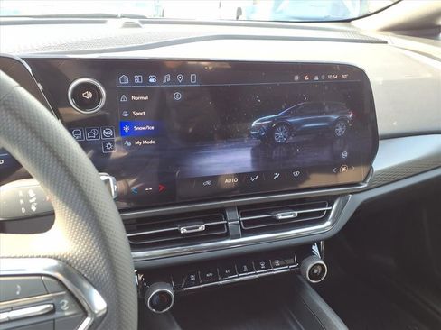 New 2026 Chevrolet Equinox EV LT image 6