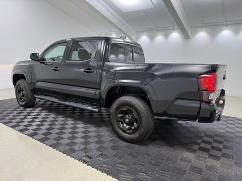 Used 2021 Toyota Tacoma SR image 5