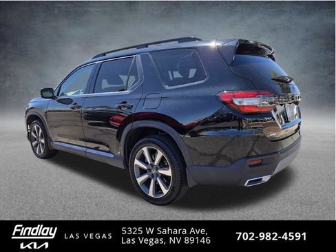 Used 2023 Honda Pilot Elite image 8