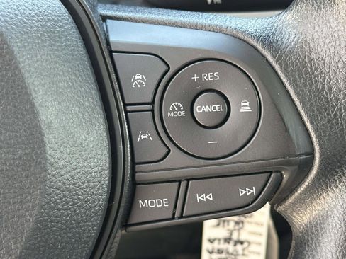 Used 2024 Toyota Corolla LE FWD image 22