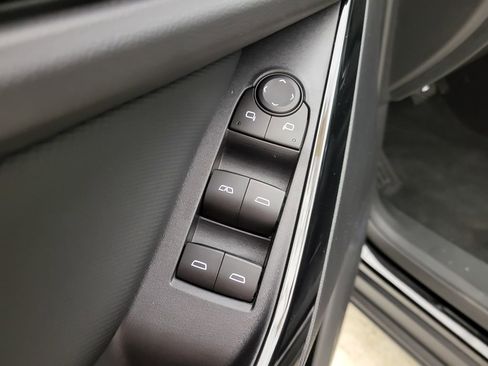 New 2026 Chevrolet Equinox LT w/ LPO, Floor Liner Package image 25