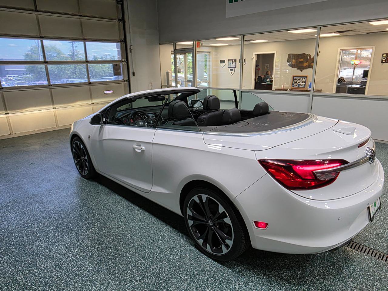 Used 2019 Buick Cascada Premium FWD image 19