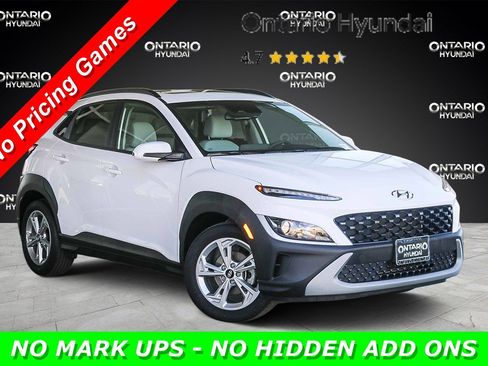 Certified 2023 Hyundai Kona SEL w/ Convenience Package image 1