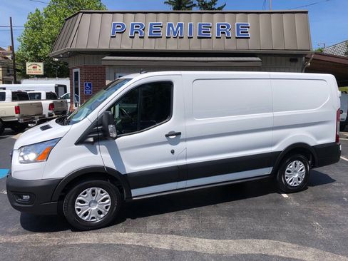 Used 2022 Ford Transit 150 Low Roof w/ Exterior Upgrade Package RWD image 3