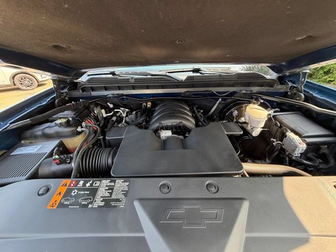 Used 2018 Chevrolet Silverado 1500 LT w/ All Star Edition AWD/4WD image 35