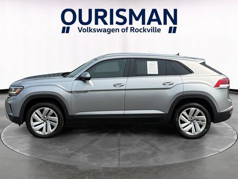 Used 2023 Volkswagen Atlas Cross Sport SE AWD/4WD image 3
