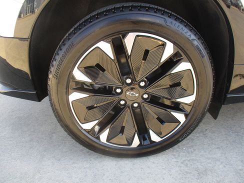 Used 2024 Chevrolet Blazer EV RS AWD/4WD image 13